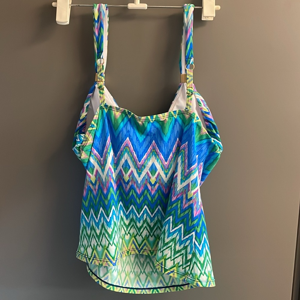 Kenneth Cole Reaction Chevron Tankini Swim Top Blue Green‎ Women's M - Picture 4 of 10